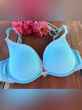 Victoria's Secret Padded Light Blue Demi Bra 38C